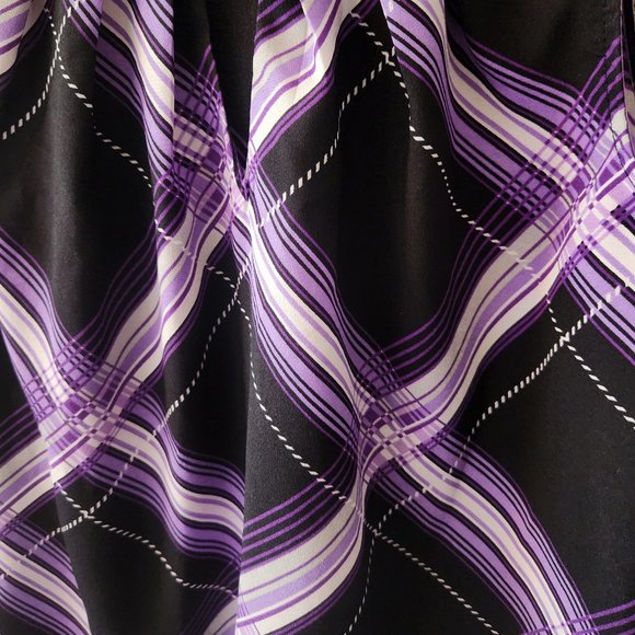 Geometric Plaid Blouse with V-neck Cutout and Metal Accent - Picture 6 of 6